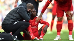 UDARAC ZA ŠAMPIONSKE AMBICIJE Bitan igrač Liverpula van stroja, ni klub ne zna koliko