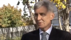 DA LI NAS ČEKA BANKARSKI CUNAMI? Profesor Savić za "Alo!": Moguća su dva scenarija