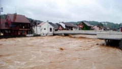 ZRMANJA SE IZLILA, POPLAVLJEN OBROVAC Nabujala reka odnela je i brodove