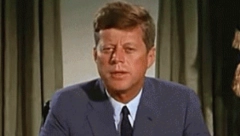 OTKRIVA SE POZADINA ATENTATA NA KENEDIJA Nakon 60 godina, Nacionalni arhiv objavio preko 13.000 strogo poverljivih dokumenata