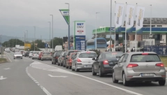 AMSS APELUJE NA VEĆU TOLERANCIJU I PAŽNJU! Tokom vikenda više vozila na putu, oprez zbog biciklista!