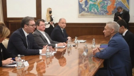 VUČIĆ SE SASTAO SA AMBASADOROM RUSIJE: Slede važni razgovori za obe zemlje