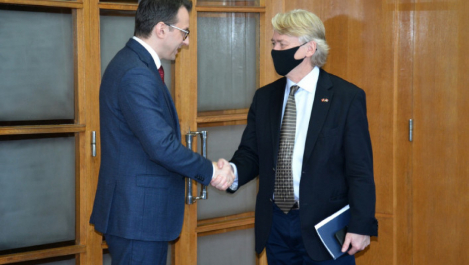 PETKOVIĆ POSLE SASTANKA S NORVEŠKOM DELEGACIJOM UKAZAO Jednostrani potezi Prištine stalni izvor tenzija