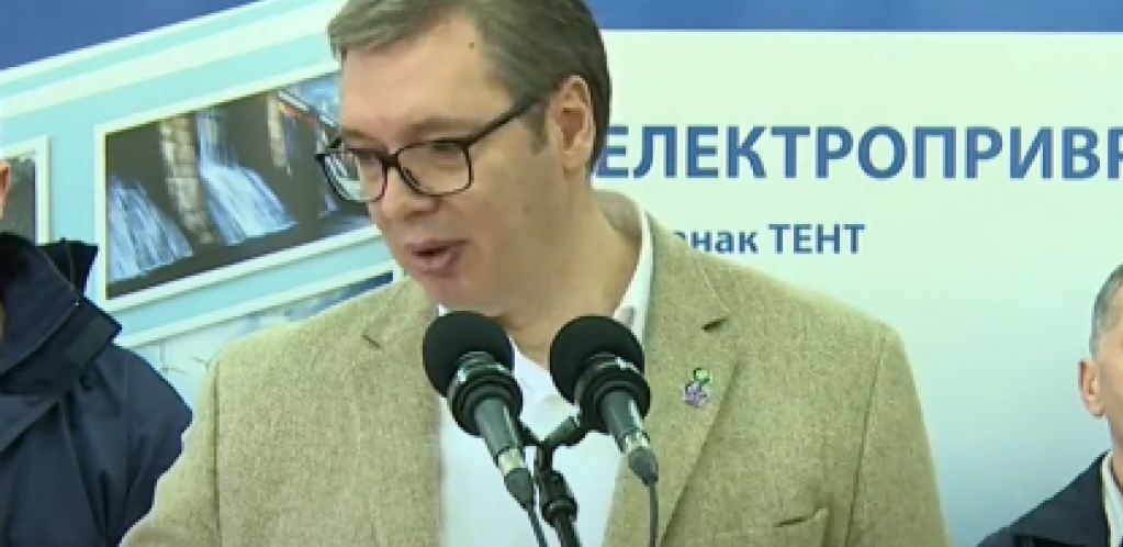 "PICULA NAM ZAMERA MURAL MLADIĆU?" Vučić pobesneo: Pre bih umro nego bio potrčko...