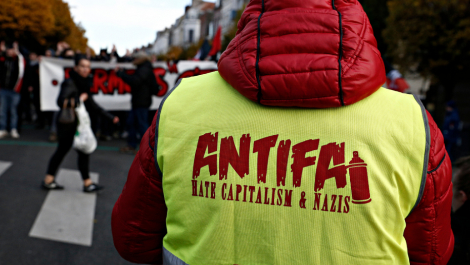 ŠTA JE POKRET ANTIFA? Izrazito mrze tradicionalne vrednosti, ne podnose crkvu, a jedina vera je vera u revoluciju (AUDIO)