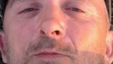 TAČNO DA JE UMRO OD SMRZAVANJA, ALI... Oglasili se prijatelji glumca koji je preminuo na klupici i otkrili nove šokantne detalje, odbijao je pomoć zbog ovoga!