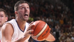 OGLASIO SE AEK! Evo šta kažu o zdravstvenom stanju Stevana Jelovca!