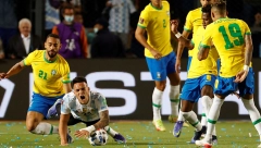 TUČA, KRV I HAOS! Argentinci i Brazilci "zaboravili" da igraju fudbal, Mesi overio prolaz u Katar!