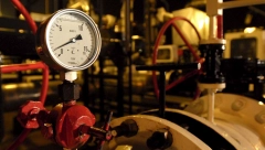 ZADNJE VREME DOŠLO Amerika kupuje naftu - neće rusku, pa uzima od Amerike!