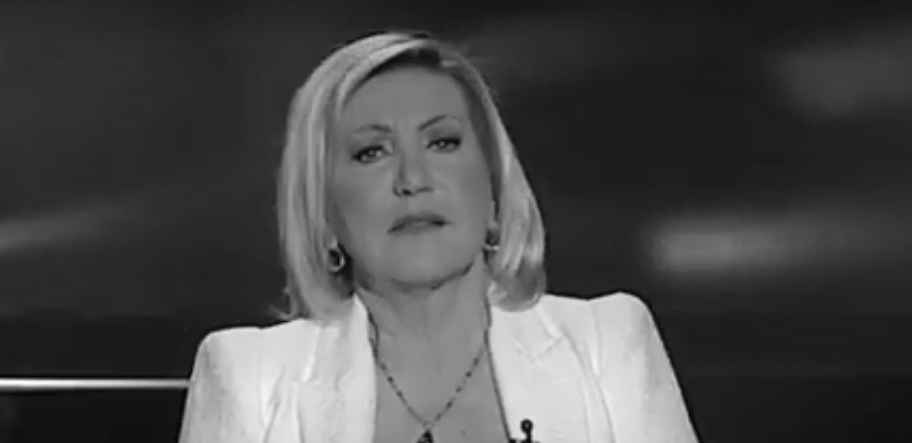 IZA OSMEHA KRILA SE VELIKA BOL! Merimu Njegomir je majka napustila, a otac se protivio njenoj najvećoj ljubavi!