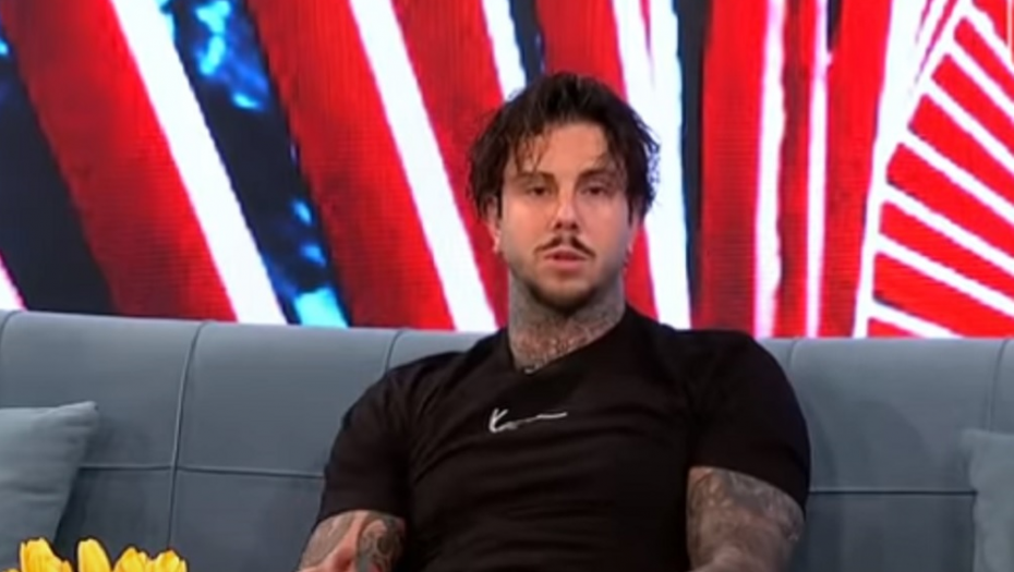 STIGLA GA JE KARMA Bivši zadrugar opleo po Dejanu: Dobar je dečko, ali vagi*alna manipulacija odradila svoje!