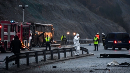 PRVI PODACI ISTRAGE O AUTOBUSU SMRTI U BUGARSKOJ Zna se zašto je izgoreo za 10 minuta, postoje neslaganja