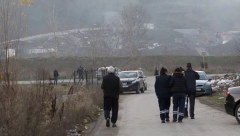 U TOKU EKSPLOZIJE BILO 500 RAKETA I 30 KG GORIVA Spasioci dronom sa termovizijom traže poginule i povređene
