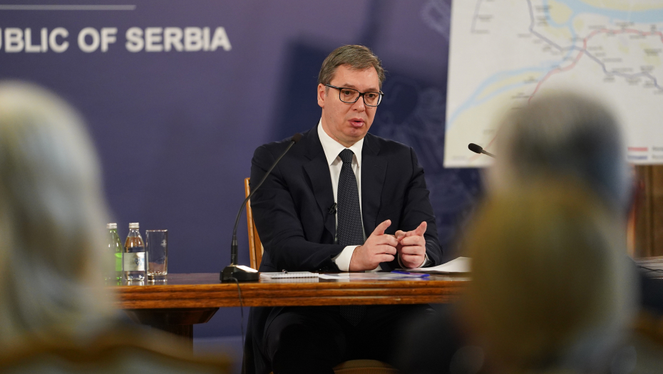 PREDSEDNIK VUČIĆ SE OPROSTIO OD MRKONJIĆA Izuzetno me je pogodila vest, posvetio je život građenju Srbije