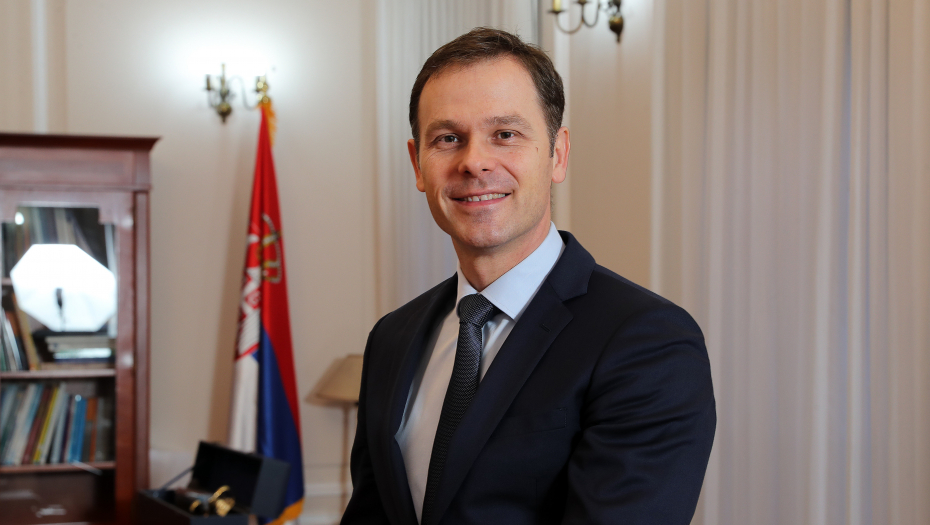 ZAJEDNO MOŽEMO IZGRADITI JOŠ BOLJU SRBIJU Ministar Mali čestitao katolički Božić