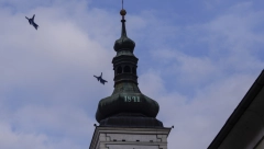 Francuski bombarderi nadleću Zagreb