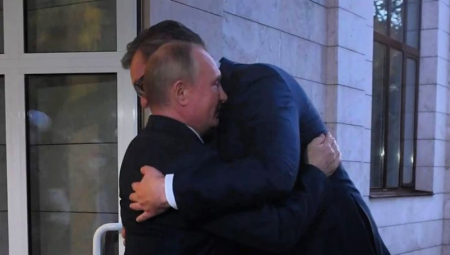 DA NIJE BILO VUČIĆEVOG DOGOVORA SA PUTINOM I SRBIJA BI BILA U HAOSU Hrvatski ministar se očajan obratio građanima