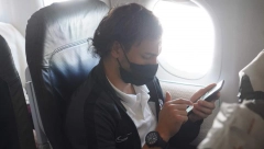 PUTUJE ZA BEOGRAD! Lazar Marković je sa ekipom u avionu!