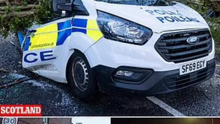 KATASTROFALNO NEVREME U VELIKOJ BRITANIJI  Ima žrtava, veliki deo ostrva bez struje (FOTO;VIDEO)