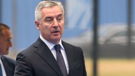 DOKAZ DA BOG POSTOJI Kako je Milo Đukanović politički sravljen sa zemljom?