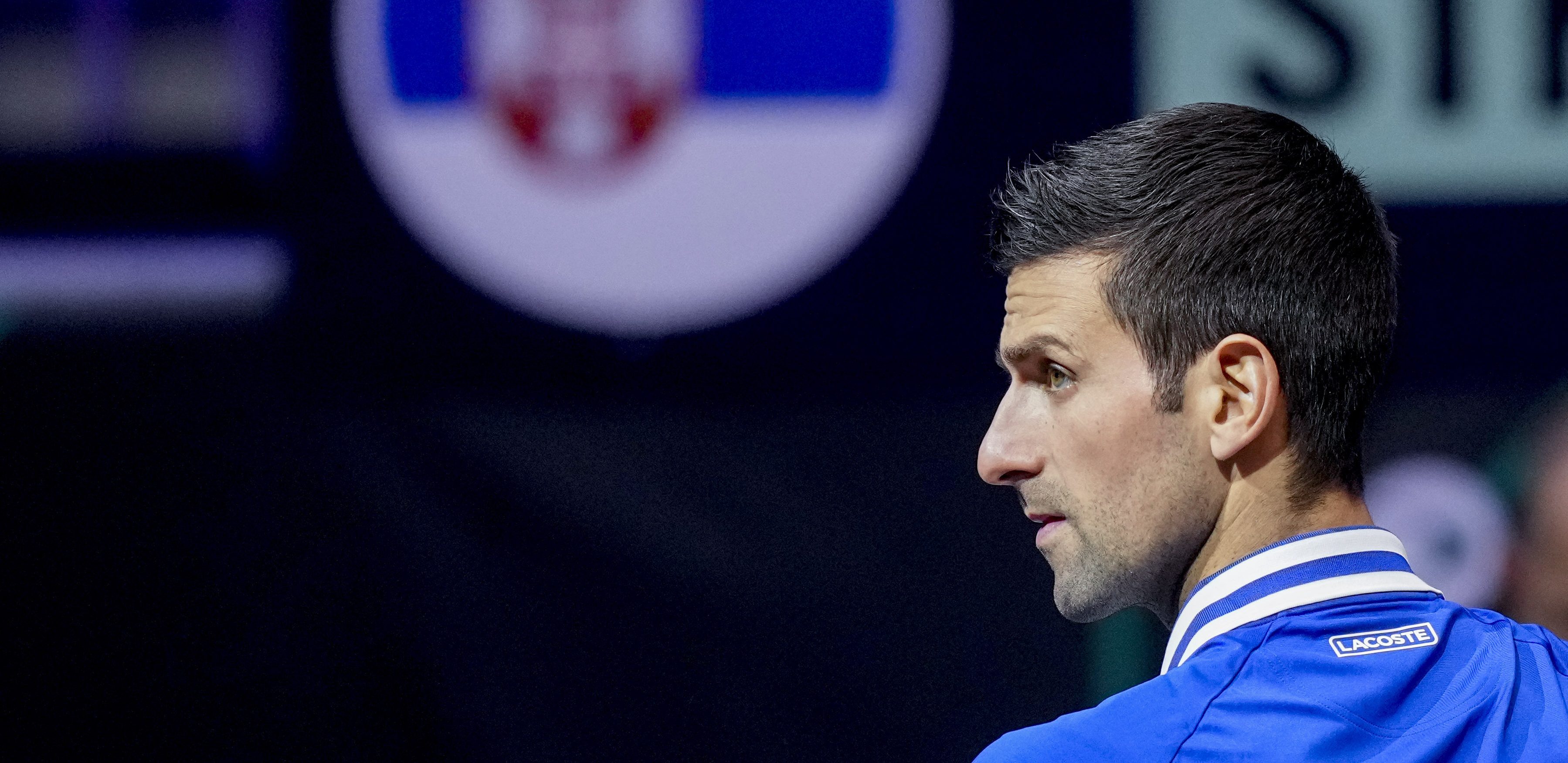 PONOVO PROVOCIRA! Novakov dežurni hejter našao novu zamerku!