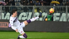 KAD VAM TREBAM... Vlahović napravio novo čudo, pa posla zagonetnu poruku! (FOTO)