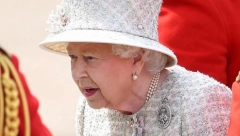 POZNATE LIČNOSTI KOJE SU U SRODSTVU SA KRALJEVSKOM PORODICOM: Njih troje su Elizabetini rođaci, a evo ko je sve na spisku