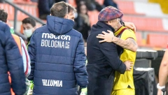 OPROŠTAJ POSLE TRI GODINE Siniša Mihajlović napisao emotivno pismo na rastanku od Bolonje