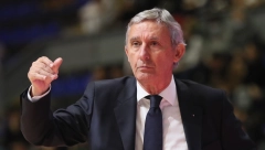 PROBLEMI ZA KARIJA! Pešić: Imamo samo 11 igrača!