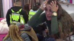 UBICO, MRZIŠ MUSLIMANE! Skandalozna svađa Dalile i ovog zadrugara, Mujićeva iznela šokantne stvari koje je izgovorio misleći da ga ne snimaju kamere!