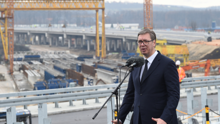 GROBOVI NAŠI BORIĆE SE SA ONIMA KOJI SU SRBIJU UNIŠTAVALI! Aleksandar Vučić uputio poruku huliganima koji blokiraju puteve