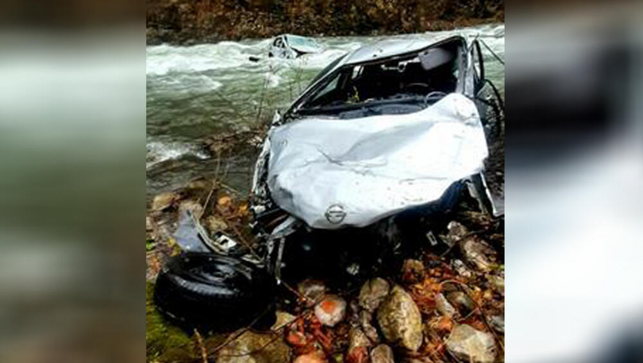 PODUČAVAJ DOBROTI I ČASTI I NA NEBU... Meštani Novog Pazara oprostili se od vaspitačice koja je poginula u saobraćajnoj nesreći
