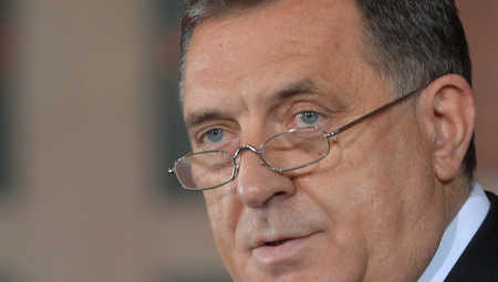 DODIK PORUČIO EVROPSKIM MOĆNICIMA Menjamo pristup!
