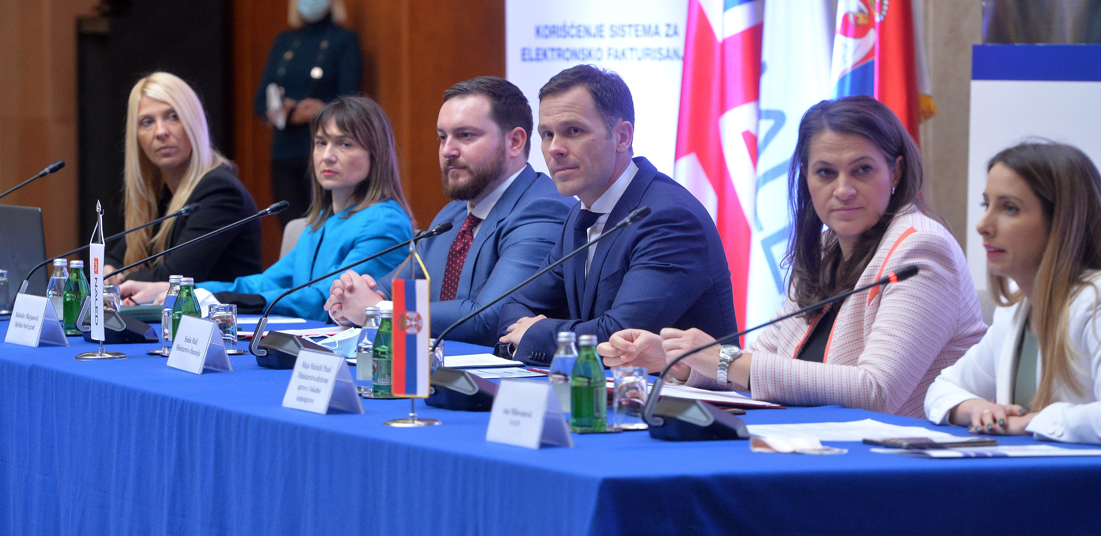 BORBA PROTIV SIVE EKONOMIJE "Srbija sistemom e-faktura želi da unapredi transparentnost i konkurentnost ali i da tehnološki uhvati korak sa razvijenim svetom!" (VIDEO)