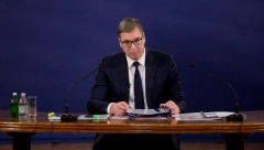RADUJEM SE BUDUĆOJ SARADNJI Predsednik Vučić čestitao Olafu Šolcu