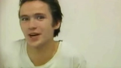 " PAO JE SA KREVETA U INFEKTIVNOJ KESI" Mučan kraj legende bivše Jugoslavije, jezivi detalji njegove smrti: NIKO NIJE HTEO DA GA PODIGNE!