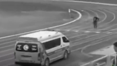 STRAŠNA TRAGEDIJA! Trener slavio gol u 92. minutu pa preminuo zbog toga! (VIDEO)