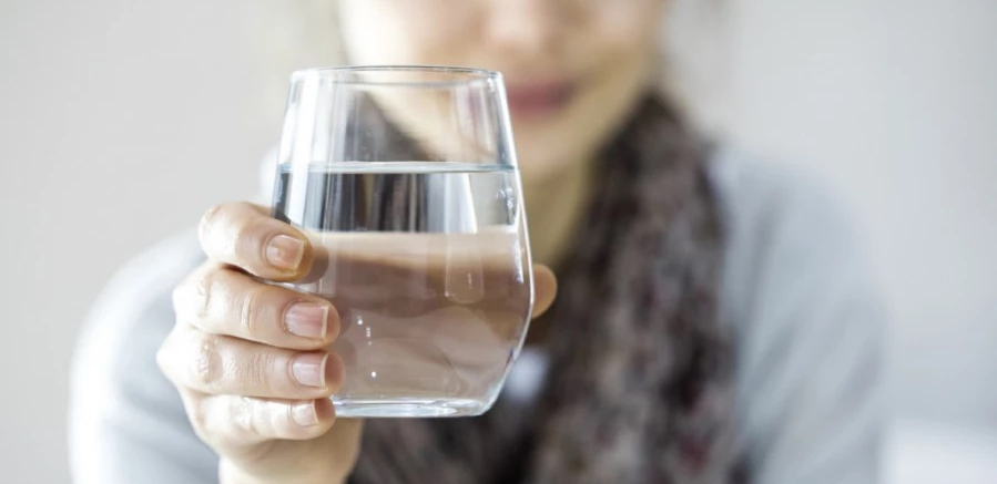 KUĆNI TEST NA KANDIDU Potrebna vam je samo čaša sa vodom, a daje pouzdane rezultate