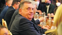 SJAJNO Dodik saopštio fantastične vesti, pa zapevao! (VIDEO)