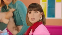 ZAVRŠIĆEŠ KAO KIKA! Saru Jo napali, razlog smešan! Pevačici žele smrt!