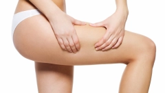 KAKO SE NA PRIRODAN NAČIN REŠITI CELULITA? Pored pravilne ishrane iskoristite ovu masažu koju možete da radite samostalno  (VIDEO)