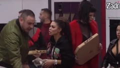 "ŠLJAKAŠ ZA DŽABE" Filip Car ponizio Maju, bivši ljubavnici u nikad žešćoj svađi: PRE BIH LEGAO NA LEŠĆE NEGO U TVOJ KREVET!
