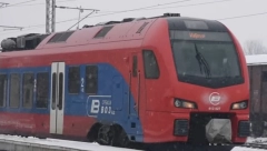PUTNICI IZ ZAGLAVLJENOG VOZA KRENULI ZA BEOGRAD Bilo je 35 putnika