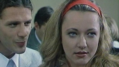 BATALILA GLUMU, PA POSTALA BEBISITERKA Poznata glumica napustila Srbiju, a posle godinu dana života u Italiji usledio je preokret!