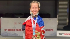 "DEVOJKA SA KRILIMA" U DRUGOM STANJU Dejana Bačko sa partnerom podelila srećne vesti: Uzbuđeni smo (VIDEO)