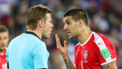 HAOS U BUNDESLIGI ZBOG IDEJE O ČELENDŽU Sudija koji je brutalno pokrao Srbiju rekao "Ne"