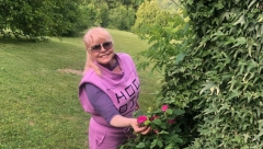 NISU GA PREPOZNALI Hanka Paldum podelila fotografiju sa kolegom, on neprepoznatljiv, iako ima isti stil kao nekada, a evo o kome je reč! (FOTO)