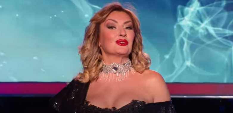 OVOJ HOT MANEKENKI JE SNEKI TETKA Muškarci uzdišu za njom, a tek da je vidite kada se skine! (FOTO)