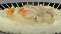 PILEĆI AJMOKAC NAŠIH BAKA Sve što vam treba je domaća supica i malo dobre volje