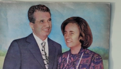 POSLEDNJI TRENUCI ČAUŠESKUA Sa ženom pobegao na krov i čekao helikopter, a onda su se besni građani pojavili